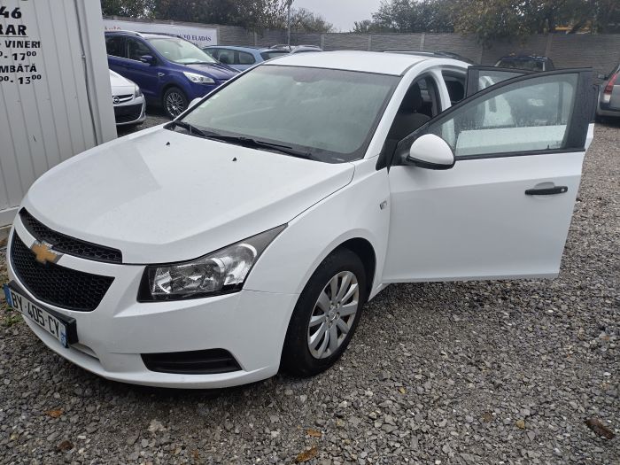 Chevrolet Cruze 2011 1,6 LS benzina